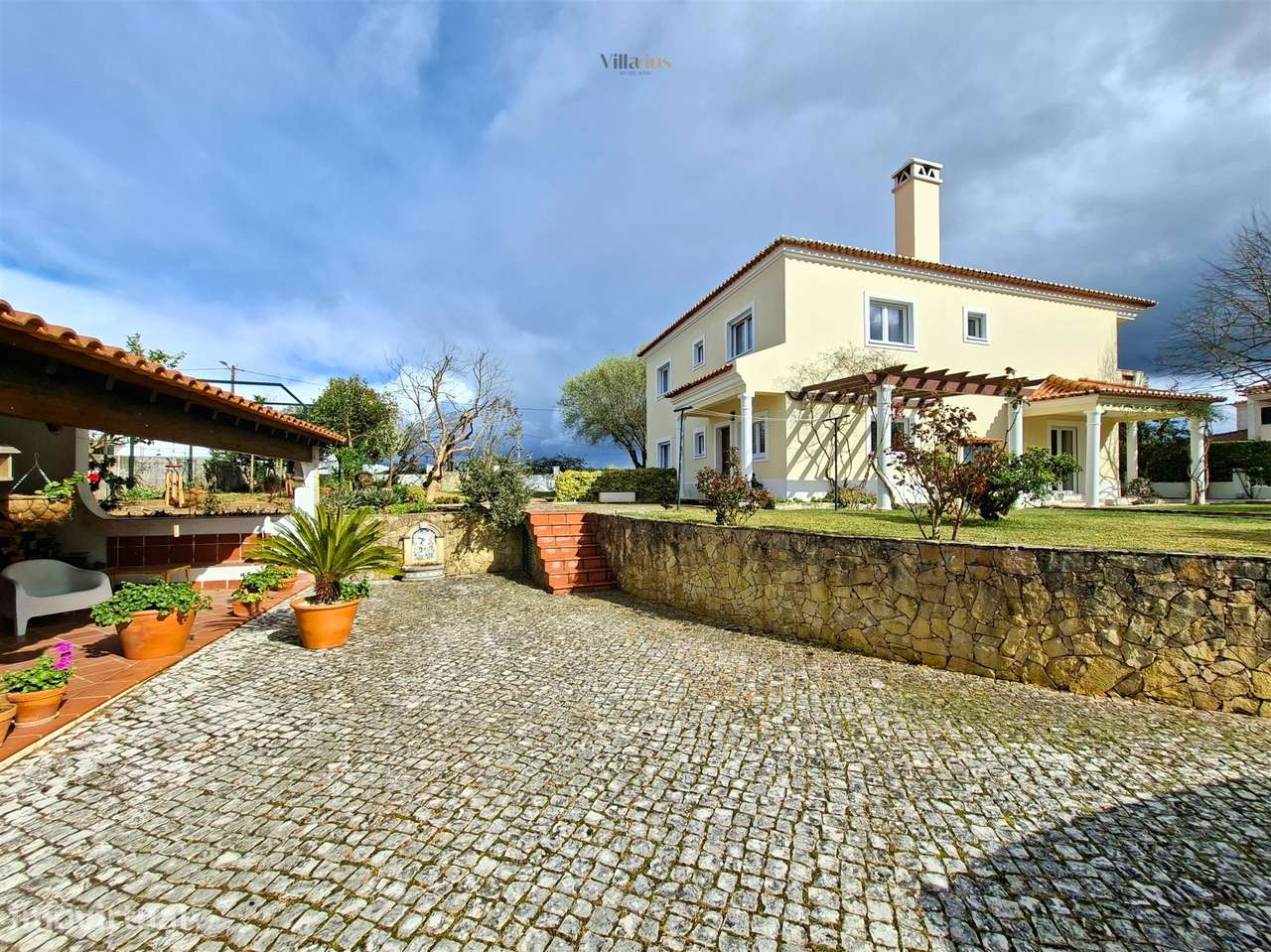 Moradia T5 em Tomar com Garagem Dupla e Jardim | Villarius-7