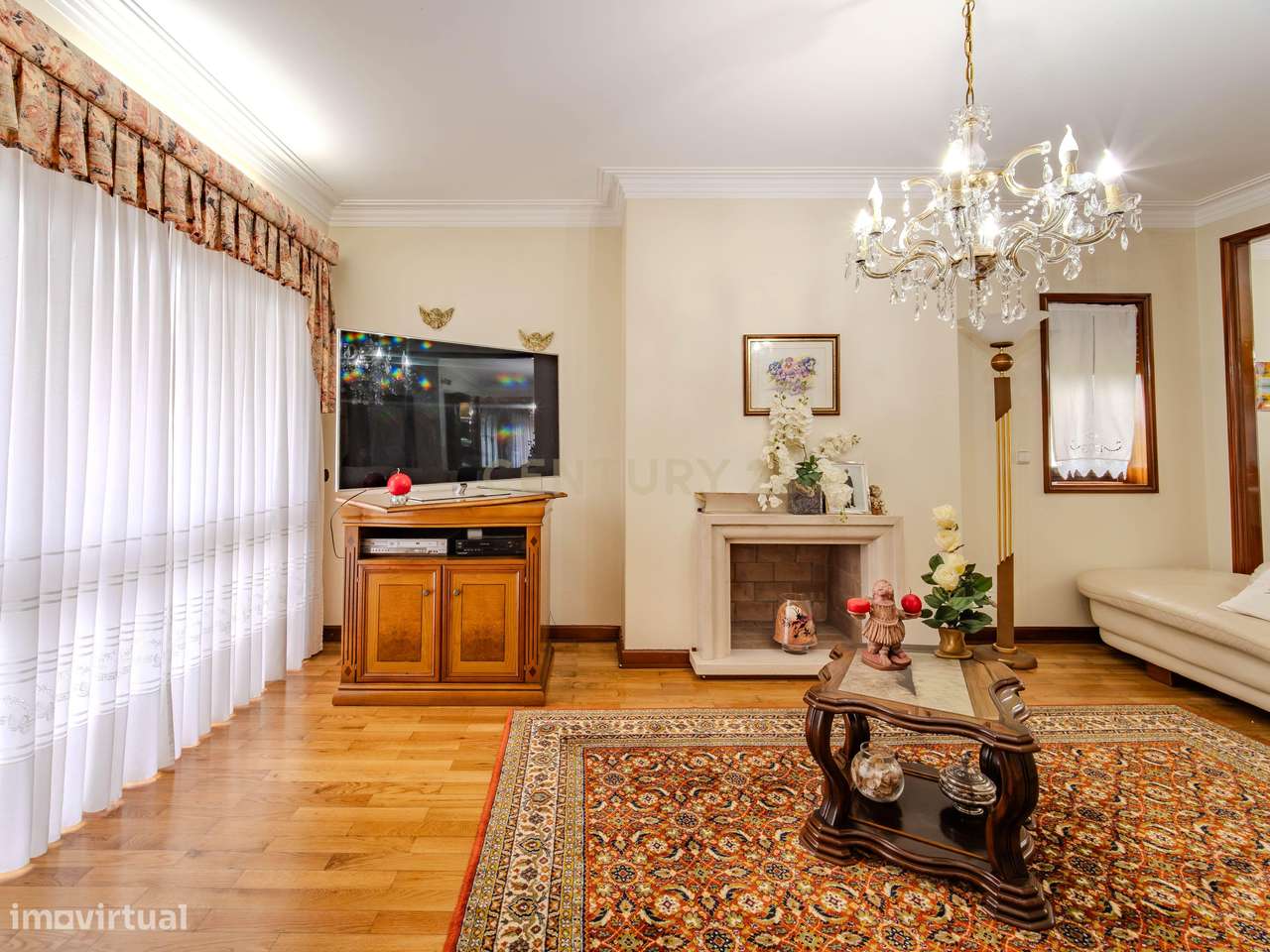 Moradia T4 com Piscina e Amplo Terreno em Lavra - Grande imagem: 3/60