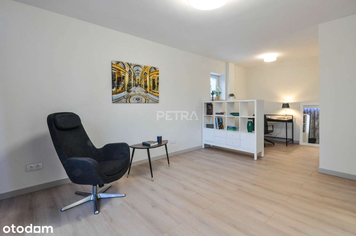 Po remoncie  2-3 pokojowe  przy Wum-1