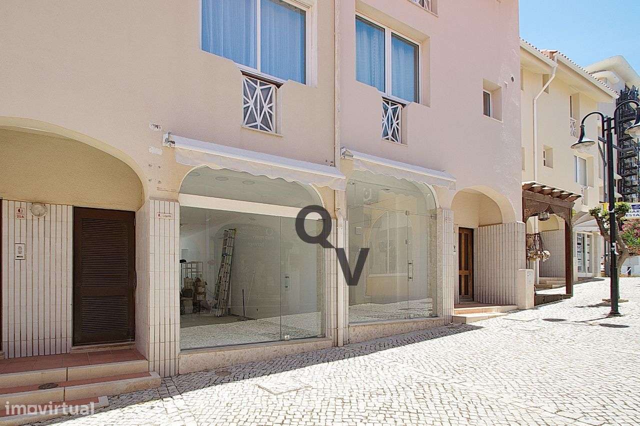 Loja sita na Marina de Vilamoura-4