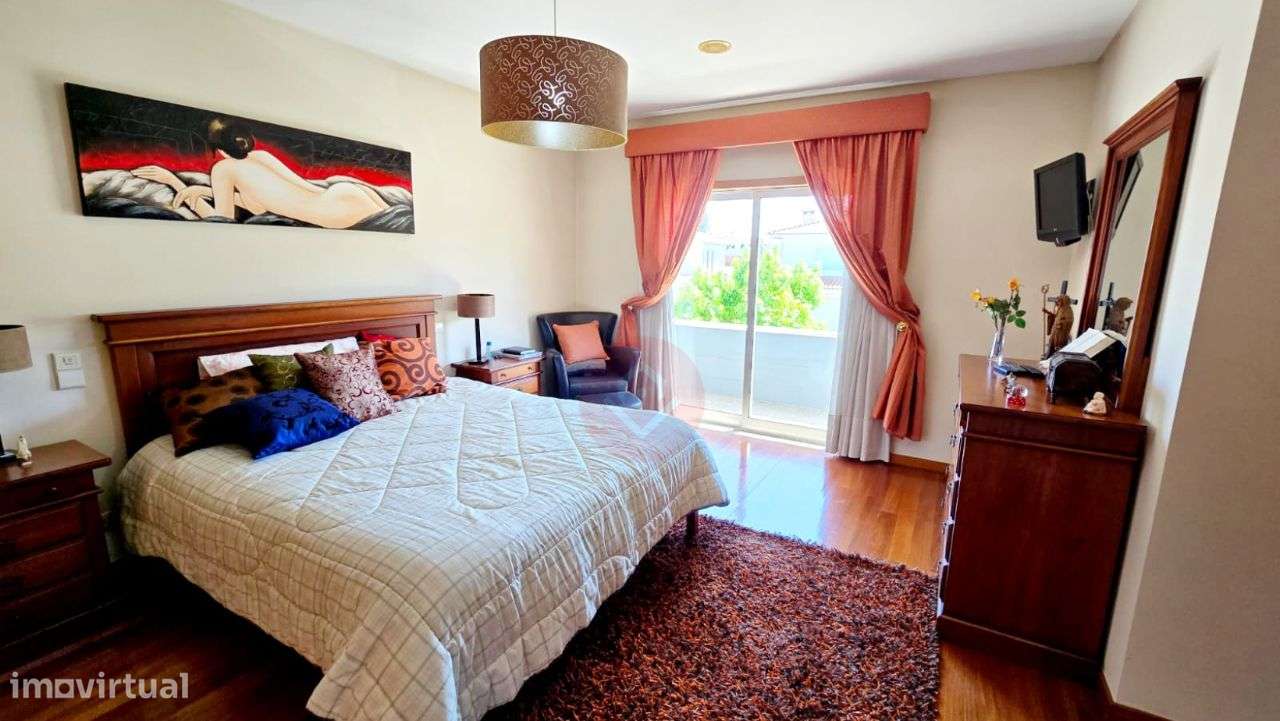 Moradia individual c/piscina .Soutelo .Vila .Verde-16