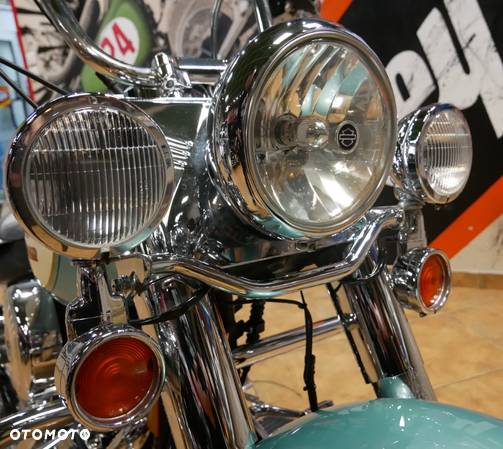 Harley-Davidson Softail Heritage Classic - 29