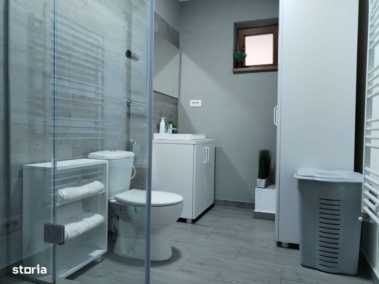 Apartament Studio cu curte proprie - Central-5
