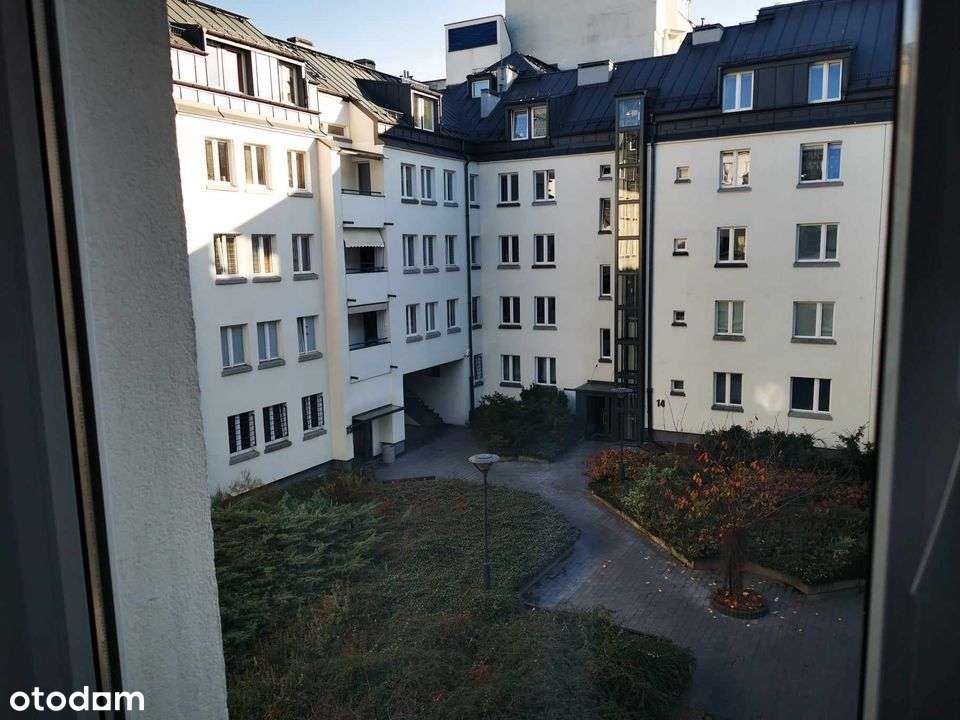 Ścisłe Centrum, ciche!!-1