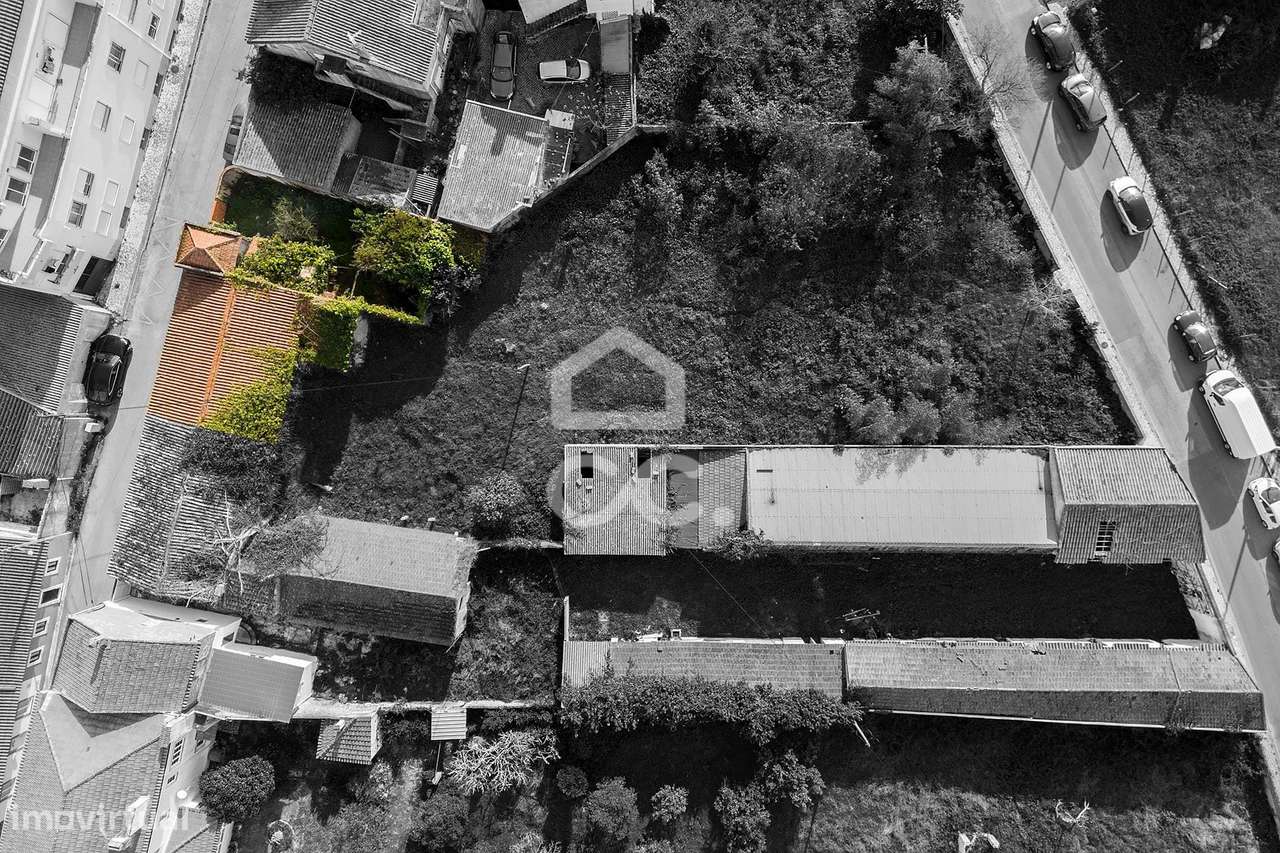 Venda conjunta de 2 Moradias e Terreno c/ Possibilidade de Destaque | - Grande imagem: 3/46