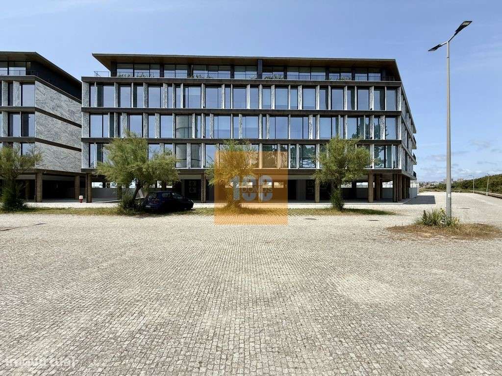 T4 novo com terraço na Seca do Bacalhau - Grande imagem: 4/45