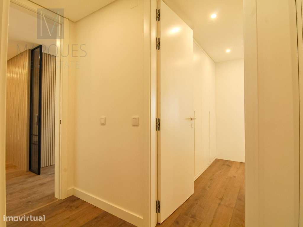 Apartamento T3 com Parqueamento e Arrecadação na Quinta do Desembar...-23