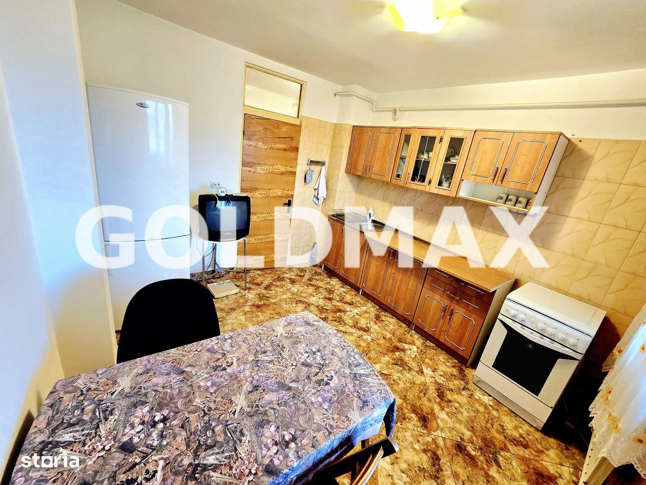 Apartament 2 camere, Fratii Golesti, etaj intermediar-14