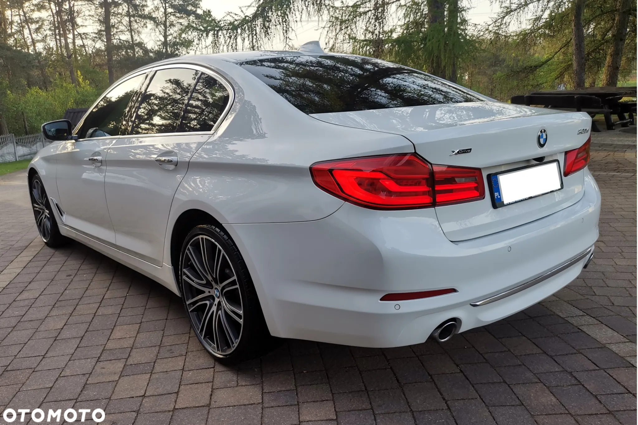 BMW Seria 5 520d xDrive Luxury Line sport - 3