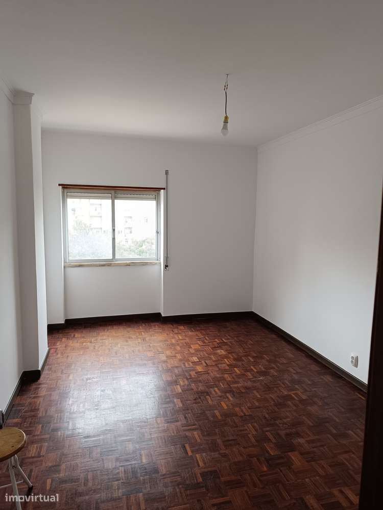 T3 sem mobília, junto ao estádio, Setúbal - Grande imagem: 3/9