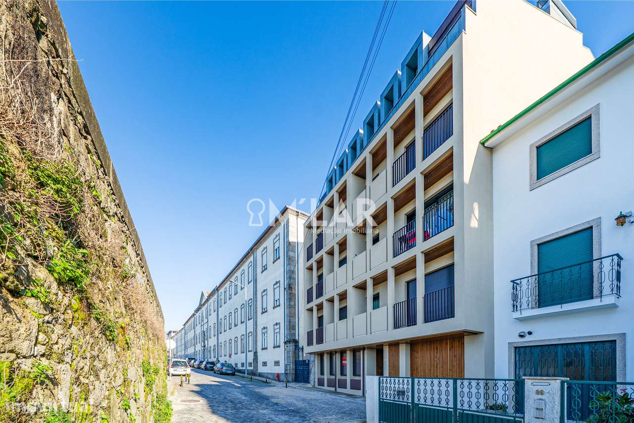 Apartamento T0+1, novo, no centro da cidade de Braga-21