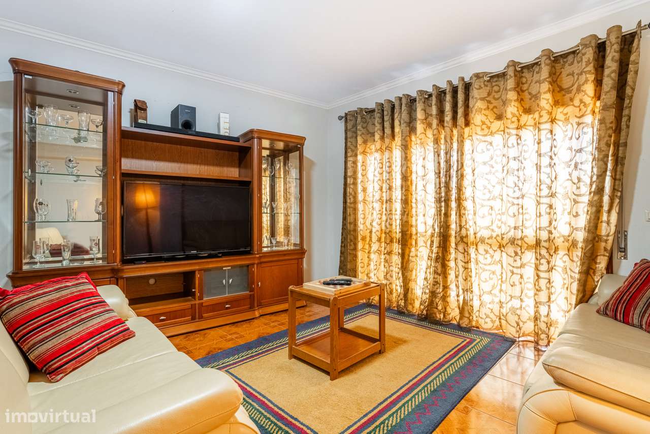 Apartamento T3 Centro da Lixa-24
