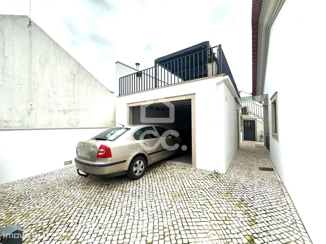 MORADIA V3 – CONFORTO E LOCALIZAÇÃO PRIVILEGIADA-43