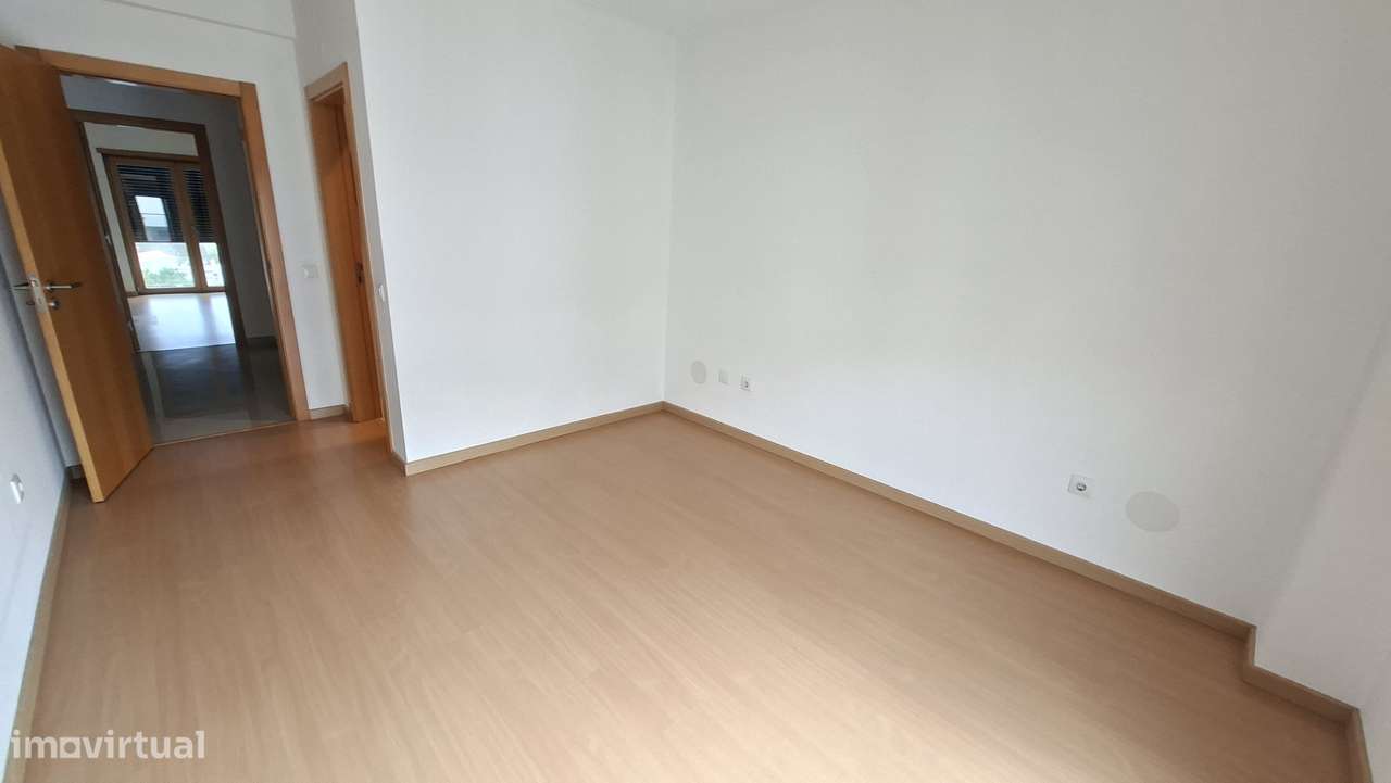 Apartamento T4  com 196m2 no Pinhal Novo.-10