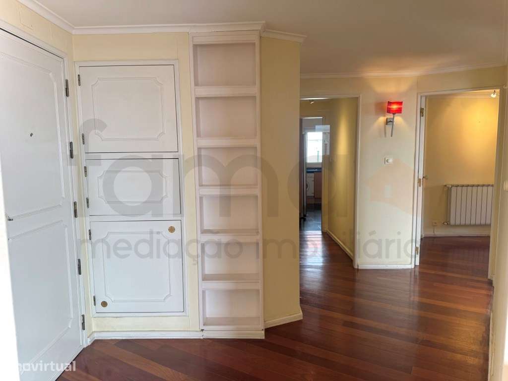 APARTAMENTO T2 NA RUA DOS NAVEGANTES - Grande imagem: 2/45