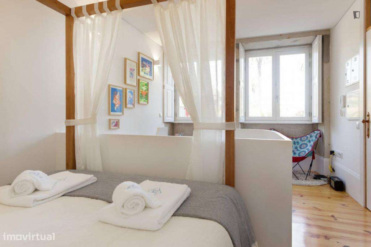 Apartamento com 1 quartos - localizado em Cedofeita Porto - Grande imagem: 5/6
