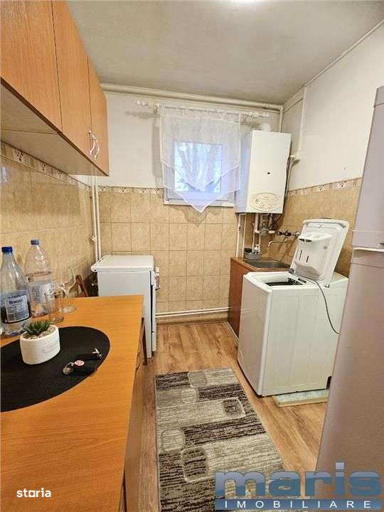 Inchiriere apartament 3 camere zona Dambul Pietros etaj 3 - Imagine principală: 5/6