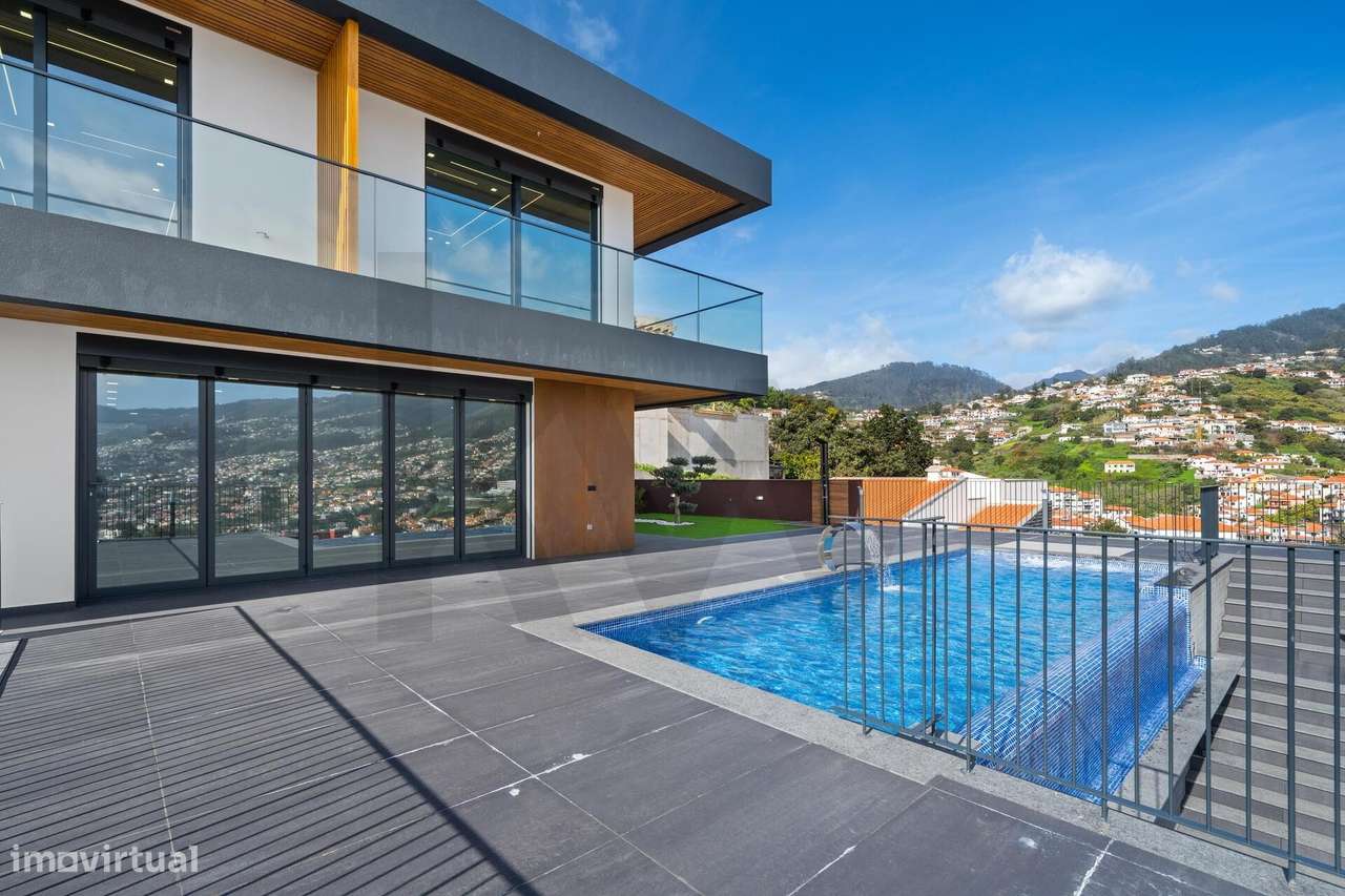 Moradia de Luxo com Vista Oceano, Piscina e Autonomia Energética – Fun - Grande imagem: 3/60