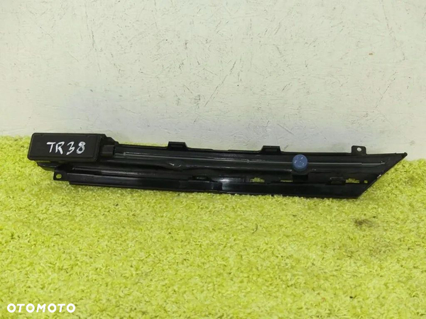 Podświetlenie Grill Led Vw Golf 8 VIII 5H 20- Praw - 2