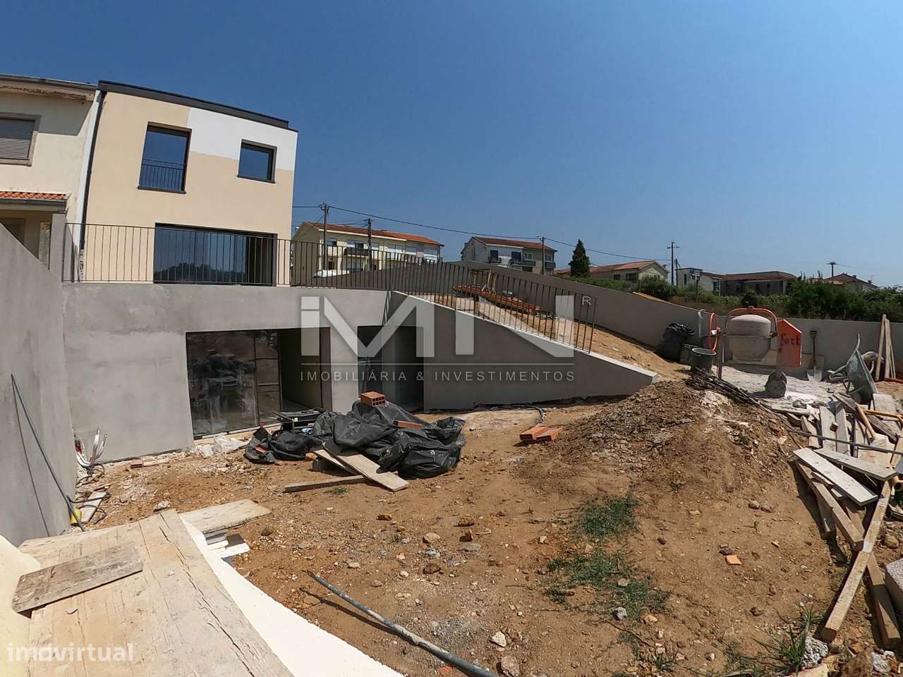 Moradia V4 -c/ piscina - 5 km do Porto-45