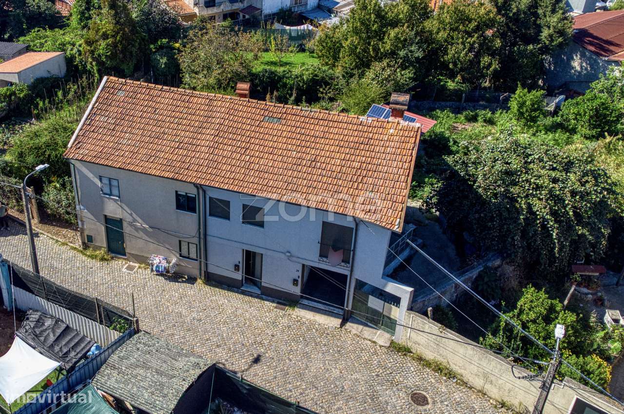 Moradia Bifamiliar T2 transformado em T1 + T1| Valbom, Gondomar-2