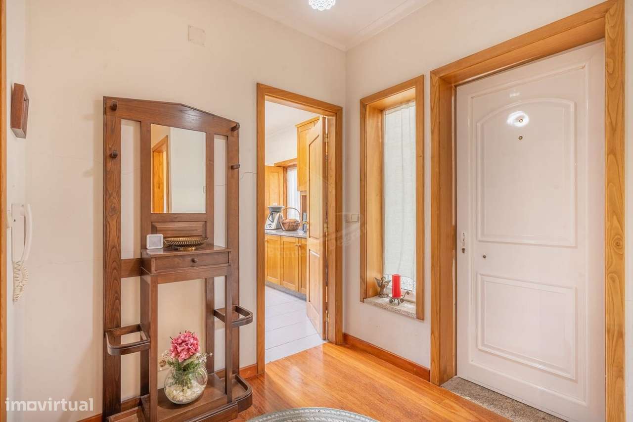 Quinta com Vinha Produtiva e Potencial Turístico junto ao Gerês-9