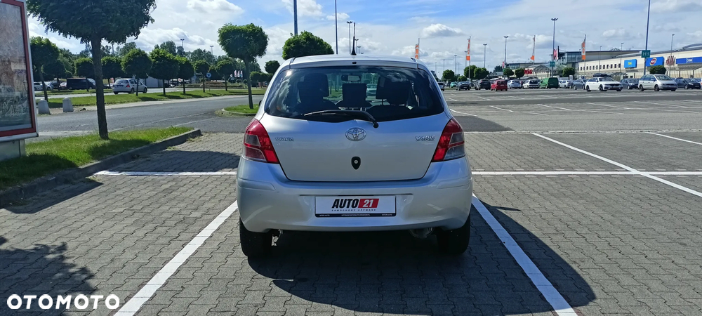 Toyota Yaris 1.0 Active - 7