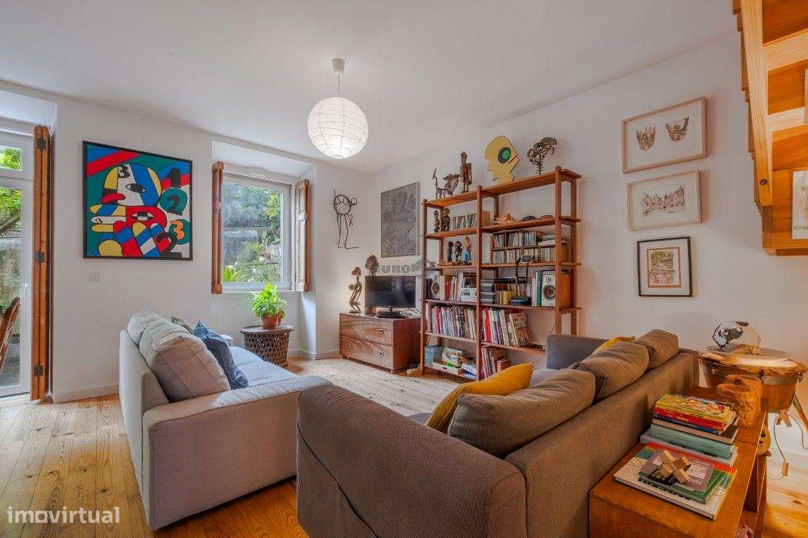 Moradia duplex na Graça com 5 Quartos e Jardim-15