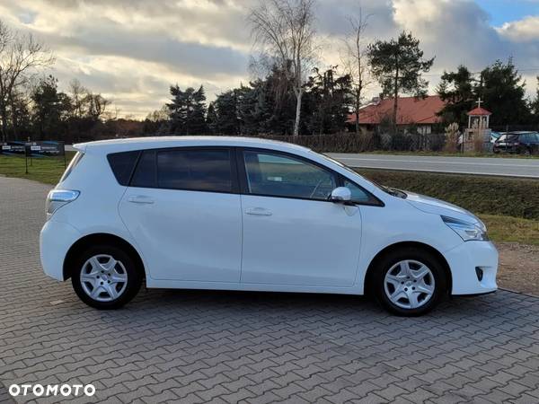 Toyota Verso 1.6 D-4D Premium - 13