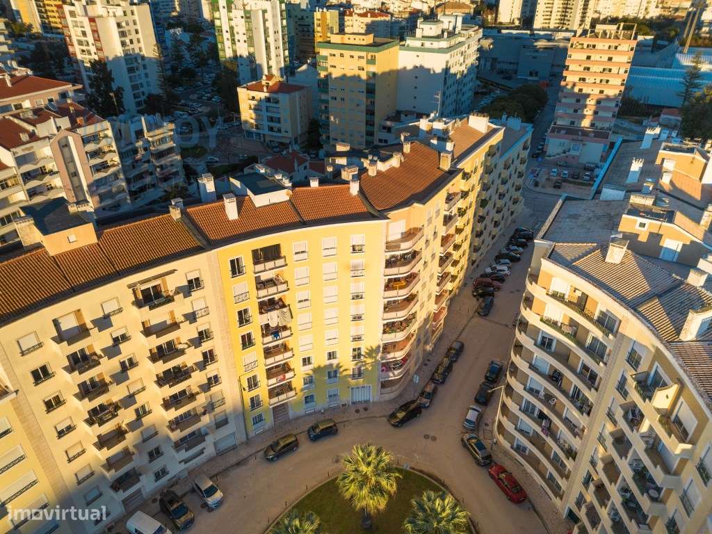Fantástico Apartamento T3 à Venda na Quinta da Malata em Portimão-31