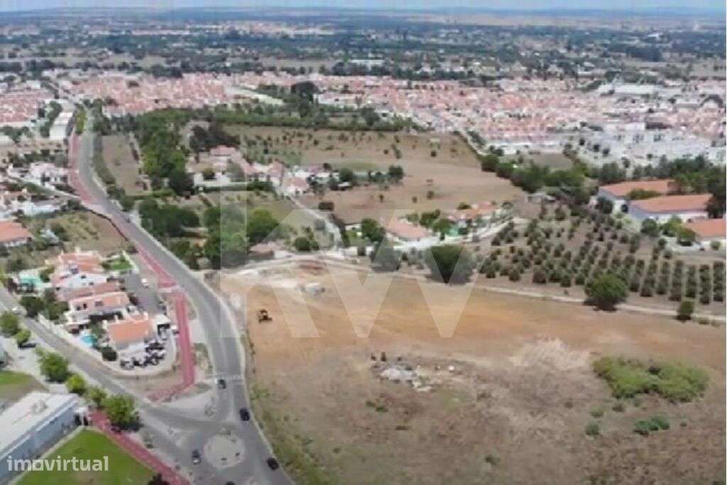 Terreno com 2,7 hectares em Évora - Loteamento aprovado - Grande imagem: 5/9