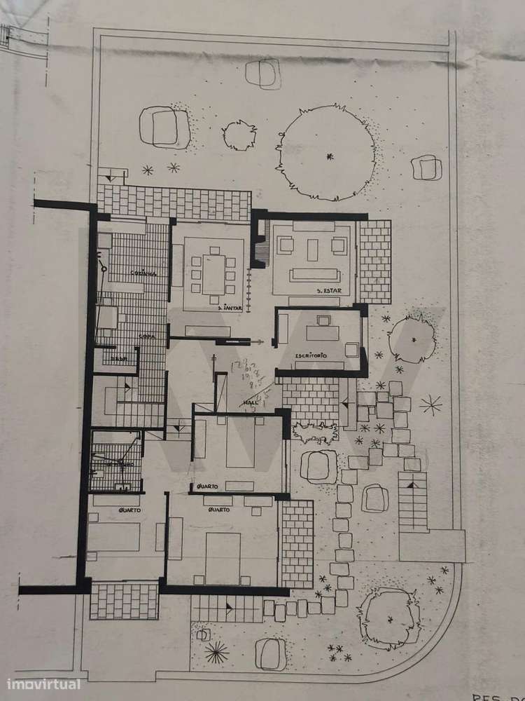 Moradia T3 no Centro da Maia –A 2 Min. do Metro Jardim, Garagem para 2-43