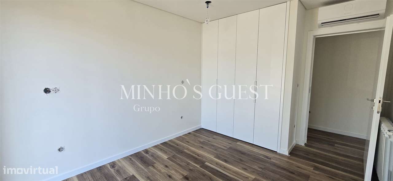 Moradia Individual V3 Nova c/ Piscina, Churrasqueira e Jardim em Espin-9