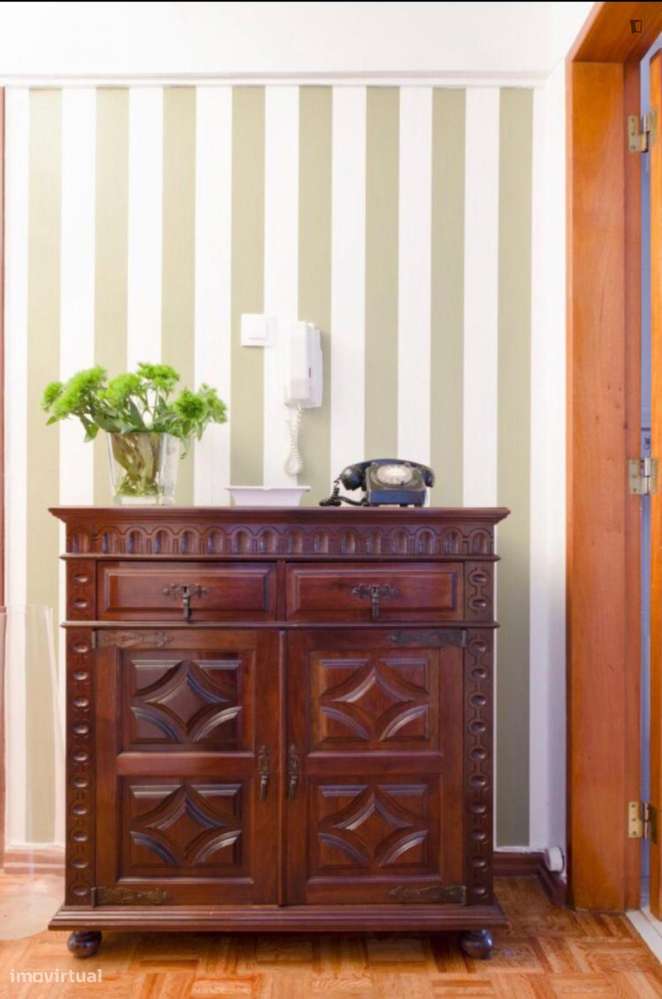 Apartamento com 1 quartos - localizado em Benfica Lisbon - Grande imagem: 2/6