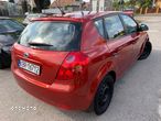 Kia Ceed - 10