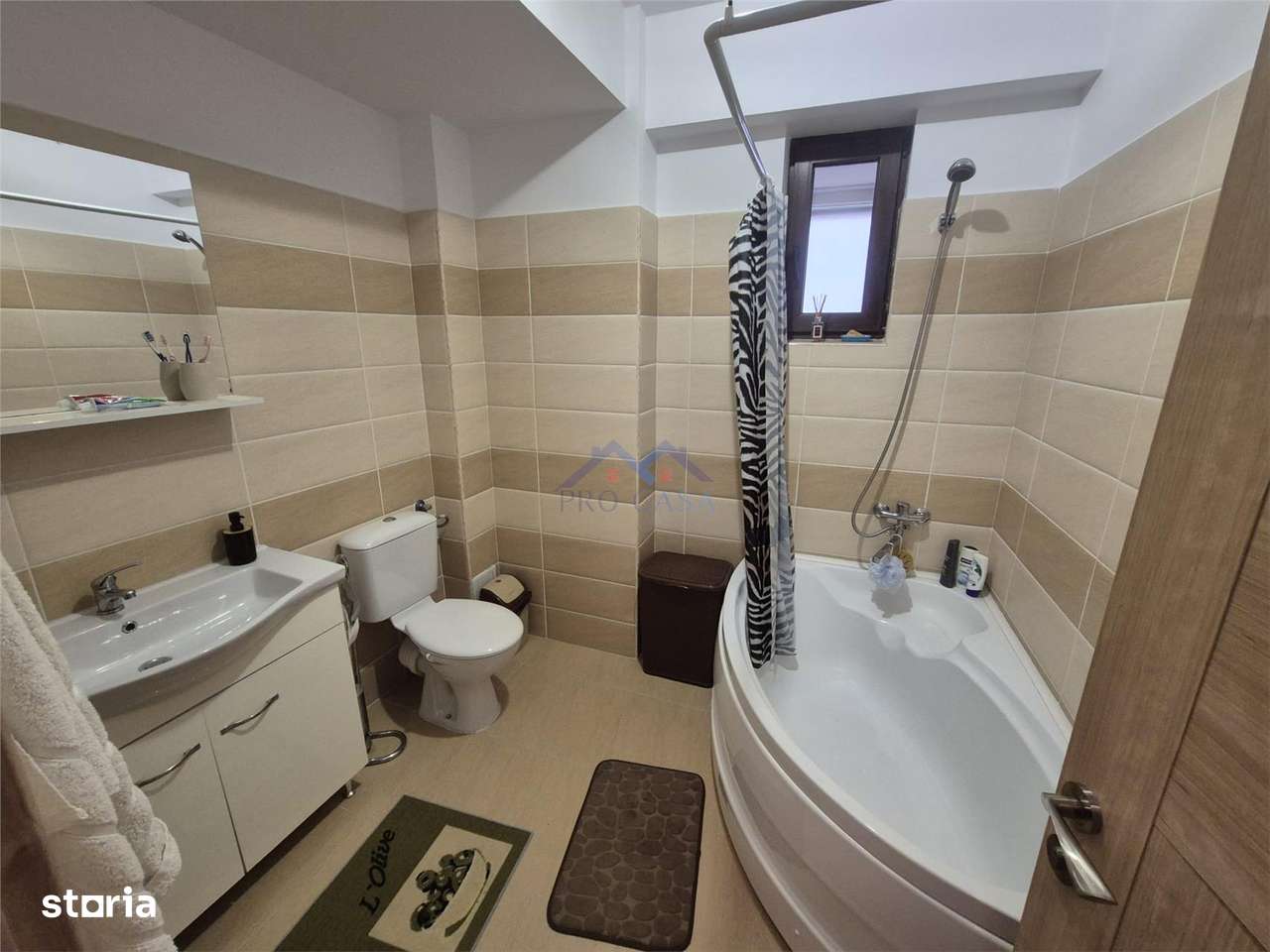 Apartament 2 camere, bloc 2016, parcare privata-8