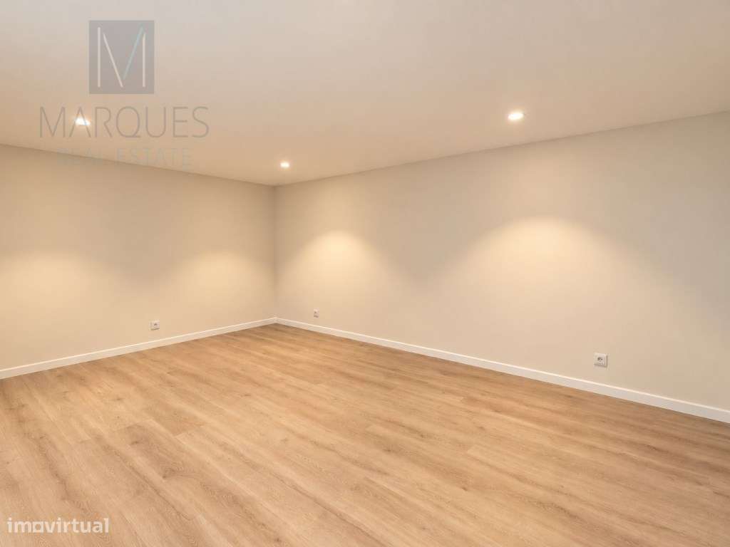 Moradia T5 de Luxo com Piscina Infinita | Verdizela-32
