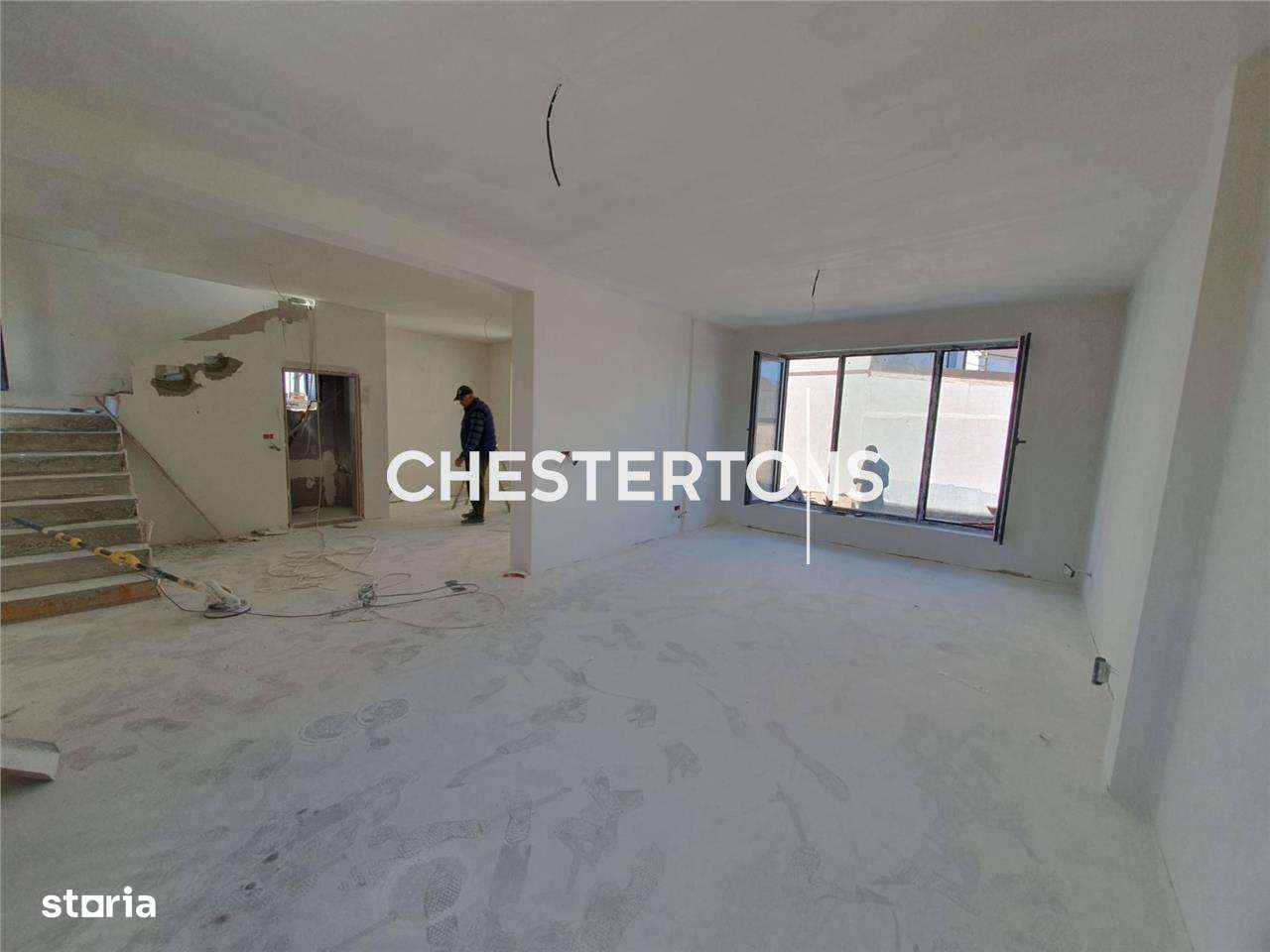 Duplex 8 camere cu doua intrari separate curte comuna Navodari-6