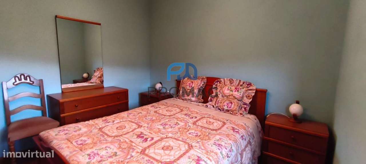 Moradia V3+1 em Anreade (Resende)-32