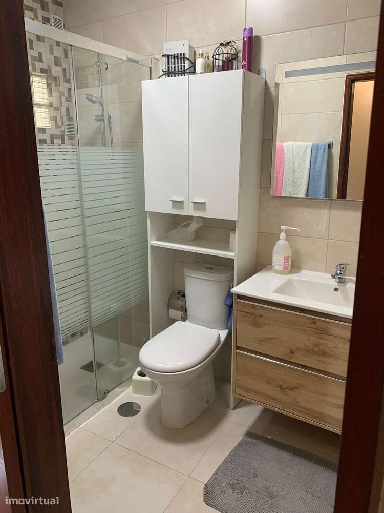 Apartamento t3 na freguesia do ferro-30