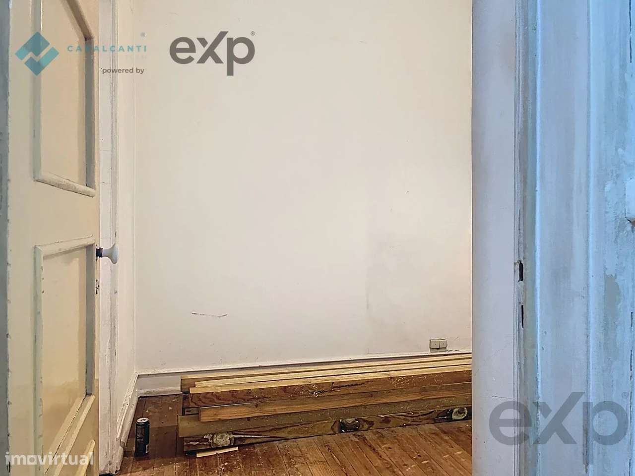 T3 com charme e logradouro Para Remodelar – Lisboa-7