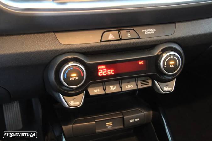 Kia Stonic 1.0 T-GDI Wave - 12