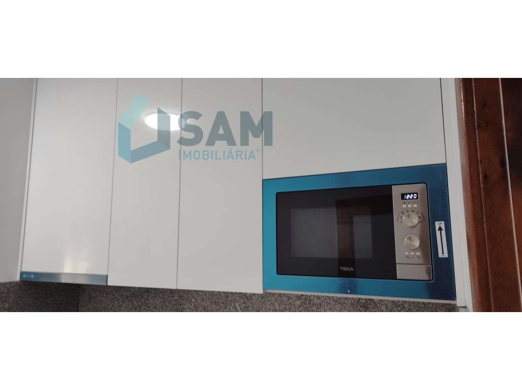 Apartamento T2 Renovado- Coimbrões - Grande imagem: 4/30