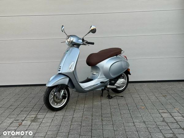 Vespa Primavera - 8