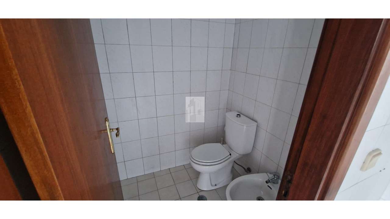 Loja - c/ mezzanine-14