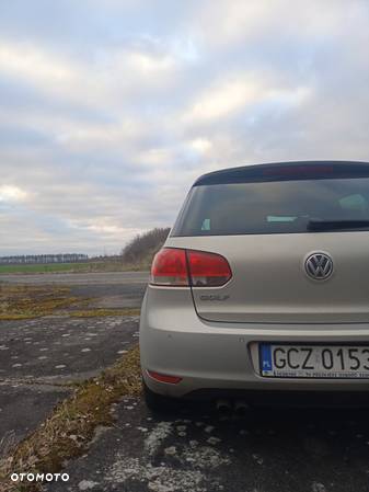 Volkswagen Golf - 8