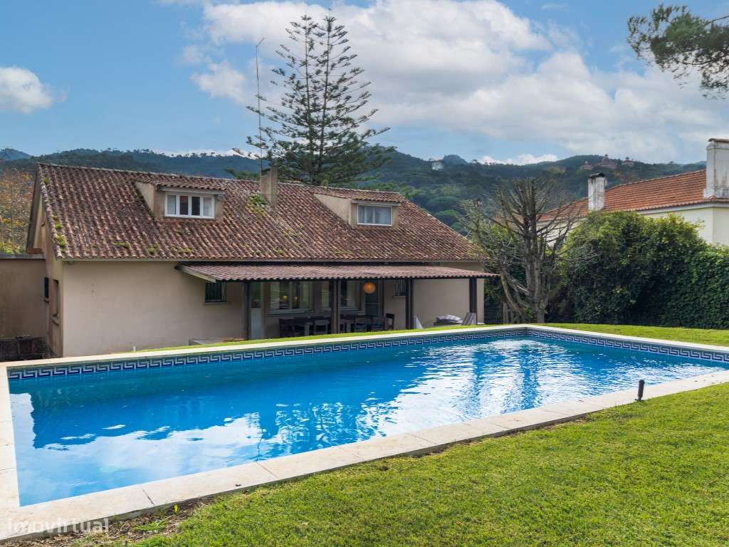 Moradia dividida em 3 apartamentos, Piscina, no sopé da serra de Si... - Grande imagem: 2/37