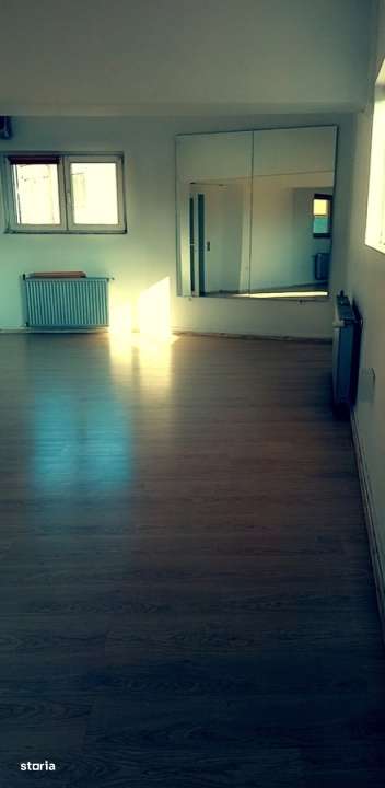 Spatiu Comercial | Piata Romana  | 3 minute de Metroul Piata Romana| - Imagine principală: 2/10