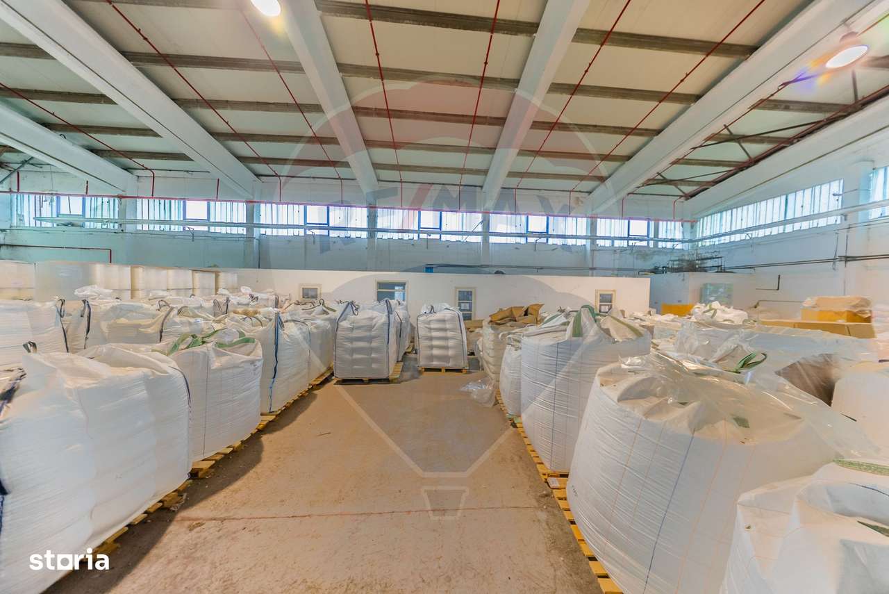 Spațiu industrial/hala de închiriat  1,354mp - Imagine principală: 4/8