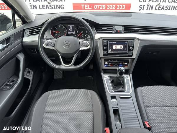 Volkswagen Passat 2.0 TDI Comfortline - 24